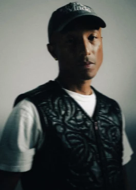 Pharrel William for Black Ambition — Portrait Mathieu Bonnin 